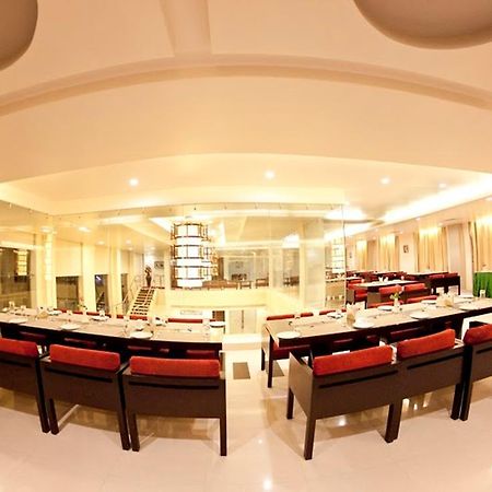Sara Regency Hotel Kumbakonam Exterior foto