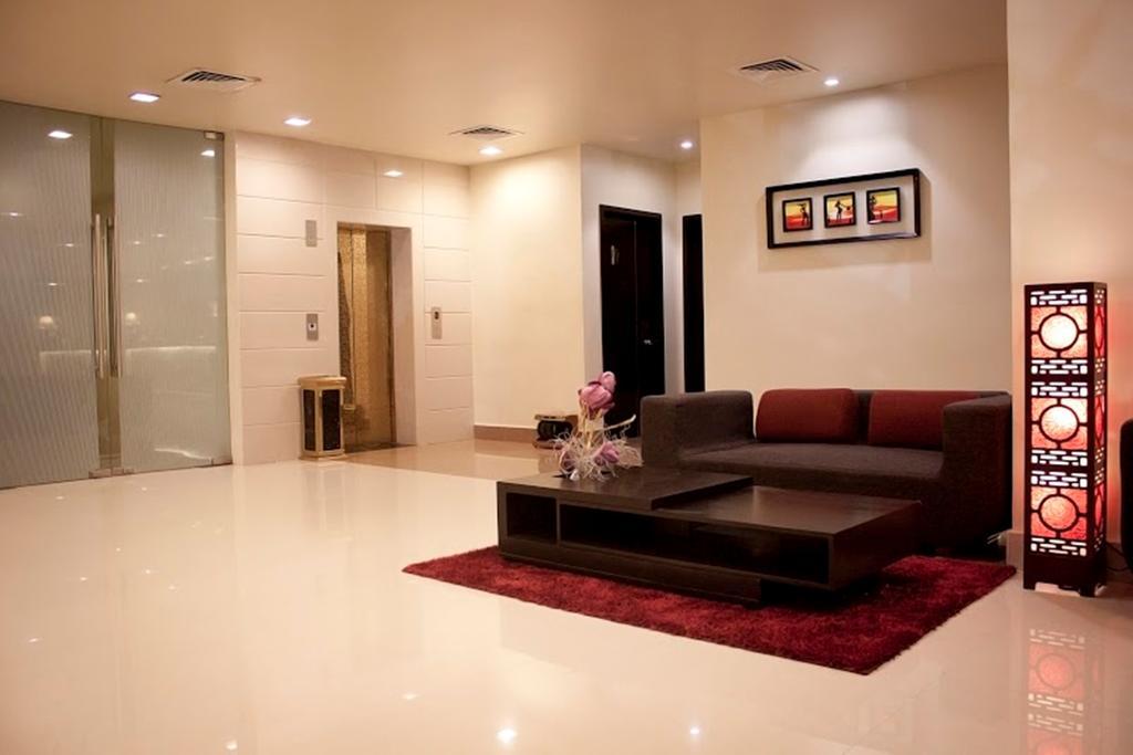 Sara Regency Hotel Kumbakonam Exterior foto